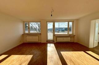 Wohnung mieten in Storchenstraße 46, 90765 Ronhof, Helle, moderne 1-Zimmer-Wohnung mit Balkon in Rohnhof zu vermieten