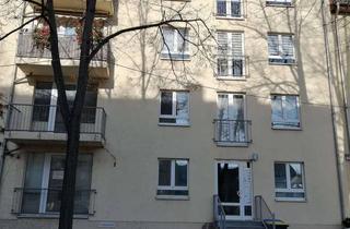 Wohnung mieten in Lindenstr., 06217 Merseburg, Lindenstr. 8, renovierte 3-Zimmer-WE, 1. OG, großer Balkon, ruhige Grünlage in der Innenstadt