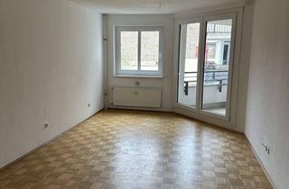 Wohnung mieten in Lindenallee 1A, 13088 Weißensee, 4-Zimmer-Wohnung im 3. OG mit Balkon in Berlin-Weißensee