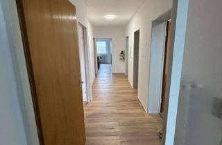 Wohnung mieten in Eichenstrasse, 89275 Elchingen, Helle 3,5-Zimmer Wohnung im 8. OG mit Balkon in Elchingen