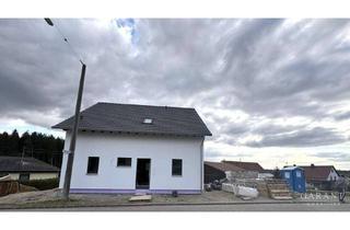 Haus kaufen in 86453 Dasing, Modernes Zweifamilienhaus in Dasing - Rohbau mit viel Potenzial zur Fertigstellung