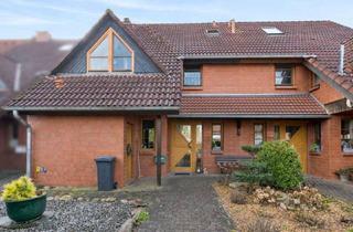 Reihenhaus kaufen in 29227 Celle, Gut geschnittenes Reihenhaus mit Carport in guter Lage von Altencelle