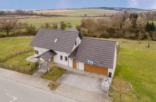 Haus kaufen in 84066 Mallersdorf-Pfaffenberg, Familienidyll mit Komfort: Freistehendes Haus mit Keller, PV & durchdachter Ausstattung