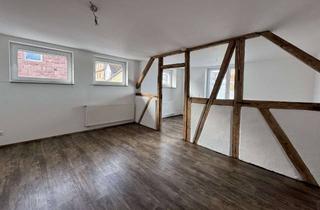 Reihenhaus kaufen in Marsbachstrasse 14, 74731 Walldürn, KOMBINATION VON KOMPLETT SANIERTEN ALTBAU MIT EINEM NEUBAU IST EIN ATTRAKTIVES REIHENHAUS