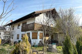 Haus kaufen in 83071 Stephanskirchen, Solides Zweifamilienhaus mit vielen Möglichkeiten!