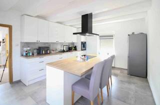 Einfamilienhaus kaufen in 31228 Peine, Modernisiertes Einfamilienhaus mit 1.400 m² Grundstück & Alleinlage in Peine – vielseitig nutzbar