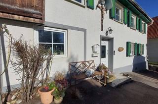 Bauernhaus kaufen in 78532 Tuttlingen, Ein Paradies für Pferde-Bauernhof mit zwei Wohnungen, Stallungen und Koppel