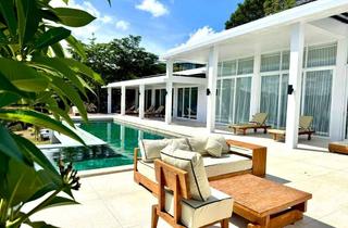 Haus mieten in Mandalika View Villa Seger, 83471 Berchtesgaden, Luxuriöses 5-Zimmer Einfamilienhaus mit großem Pool in Kuta, Lombok