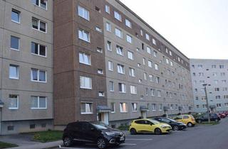 Wohnung mieten in Ottendorfer Hang 48, 09661 Hainichen, 3-Raumwohung mit Balkon und Blick über die Stadt