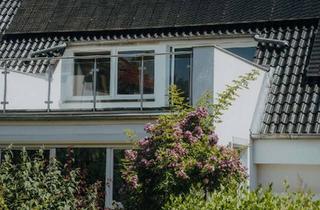 Wohnung kaufen in 23611 Bad Schwartau, Zwei Etagen zum Wohlfühlen – Maisonette mit Charme in Bad Schwartau