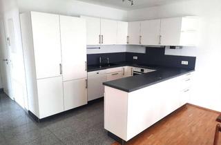 Wohnung kaufen in Gebrüder-Grimm-Straße 2a, 76473 Iffezheim, Seniorengerechte barrierefreie 3-Zimmer-Wohnung mit Aufzug und Balkon in Iffezheim