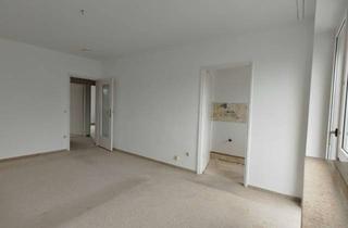 Wohnung kaufen in 81243 Pasing-Obermenzing, Ihr neues Zuhause zum Verwirklichen – 3-ZKB mit Balkon und Potenzial