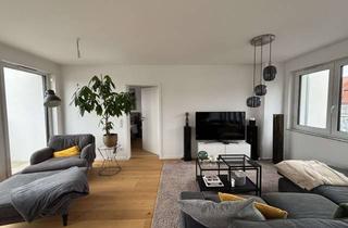 Wohnung mieten in Kriegsstrasse 244 A, 76135 Weststadt, Super moderne & geräumige Wohnung mit zweieinhalb Zimmern sowie Balkon & EBK in KA