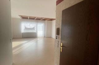 Wohnung mieten in 63667 Nidda, Helle Maisonette-Wohnung mit 4 Zimmern, 4 Balkonen & Weitblick