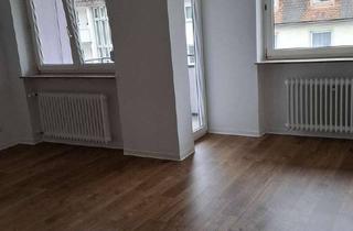 Wohnung mieten in 76131 Oststadt, Erstbezug nach Kernsanierung - helle 2-Zimmer-Wohnung mit 2 Balkonen und Einzelgarage