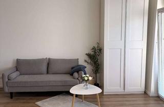 Wohnung mieten in Kelheimer Straße, 10777 Wilmersdorf, Stilvolle möblierte 1-Zimmer-Wohnung mit Balkon am Ku´damm - Wohnen auf Zeit