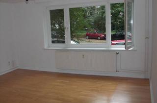 Wohnung mieten in 22083 Barmbek-Süd, Gepflegte 2-Zimmer Wohnung mit Balkon in Barmbek-Süd