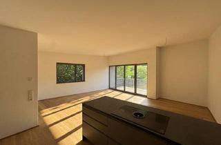 Wohnung mieten in Ziegelbergweg, 72202 Nagold, Luxuriöse 4-Zimmer-Neubau-Wohnung mit 117 m² und Balkon in Nagold