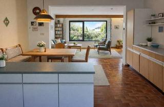 Reihenhaus kaufen in 76571 Gaggenau, Wohnen mit Licht und Struktur - Reihenhaus mit ausgebautem Dachgeschoss, Garage und attraktivem Grun
