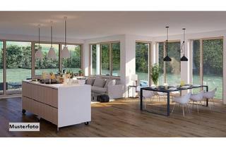 Einfamilienhaus kaufen in 31535 Neustadt, Heimwerkerobjekt! Einfamilienhaus mit Garage