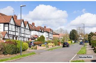 Mehrfamilienhaus kaufen in 47551 Bedburg-Hau, Dreifamilienhaus + Kapitalanlage +