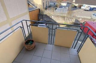 Wohnung kaufen in 86529 Schrobenhausen, Bahnhofstr. - sanierungsbedürftige. 2-Zi-OG-wohnung mit Stellplatz aufErbbaurechtsgrundstück