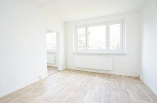 Wohnung mieten in Geibelstr. 205, 09127 Chemnitz, Frisch saniert / Große Küche / 2 Bäder