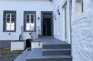 Haus mieten in 52078 Aachen, Außergewöhnliches Wohnhaus mit Geschichte zur Miete