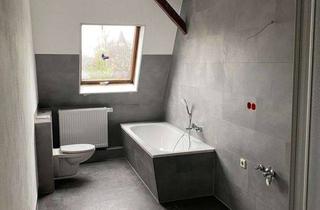 Wohnung mieten in 08058 Zwickau, Traumhafte 4-Raum Wohnung mit Blick auf die Moritzkirche