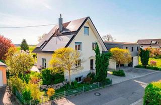 Einfamilienhaus kaufen in Eisenbahnstr. 17, 79426 Buggingen, Buggingen - Provisionsfrei* Modernes Einfamilienhaus mit hochwertigem Anbau, Doppelgarage und Pool in Buggingen