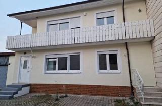 Mehrfamilienhaus kaufen in 97618 Unsleben, Unsleben - Mehrfamilienhaus nebst gemauerter Halle und Garten in 97618 Unsleben (ID 3638)