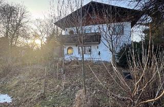 Haus kaufen in 83064 Raubling, Raubling - Seltenes Anwesen mit Berg- und Schlossblick in Raubling-Kirchdorf