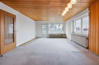 Wohnung kaufen in 89233 Neu-Ulm, 4-Zimmer Dachgeschosswohnung mit Balkon und Garage in beliebter Lage von Neu-Ulm/Pfuhl