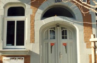 Wohnung kaufen in Rathenaustraße 10, 99085 Krämpfervorstadt, Schöne 3-Zimmer-Maisonettewohnung mit Balkon fußläufig zur Altstadt!