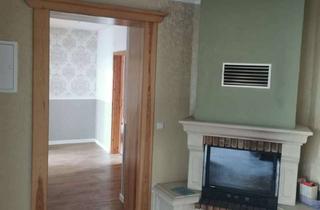 Wohnung kaufen in 07422 Bad Blankenburg, Stilvolle Altbau-Residenz mit 3,50 m Deckenhöhe, Kamin und Garten – 185 m² mit zwei Stellplätzen