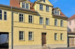 Wohnung kaufen in 99423 Altstadt, Denkmalschutz - Vermietete 4‑Zimmer‑Wohnung im historischen Hummelhaus im Weimar