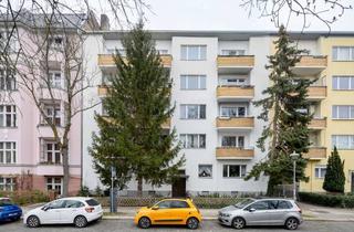 Wohnung kaufen in Flemmingstraße, 12163 Steglitz, Gemütliche 2-Zimmer-Wohnung mit Balkon und Weitblick in Steglitz – Option zur Eigennutzung!