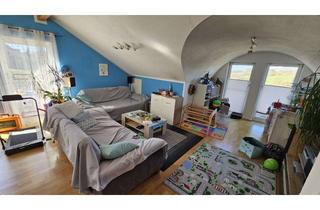 Wohnung kaufen in 73525 Schwäbisch Gmünd, Helle 3-Zimmer-Wohnung mit 2 Balkonen in ruhiger gesuchter Wohnlage