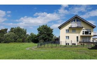 Wohnung mieten in Häuser Weg 19, 61267 Neu-Anspach, 5-Zi.-EG-Wohnung, ab 1.6., Niedrig-Energiehaus, 434m² Garten Garage+Carp., 1a Feldrand, Neu-Anspach