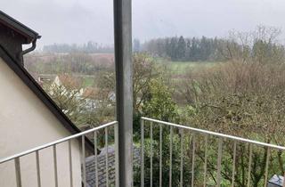 Wohnung mieten in 75233 Tiefenbronn, Viel Raum für Familie und Arbeit - Schicke 4-Zimmer Wohnung mit Balkon in Tiefenbronn