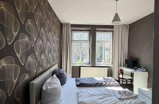 Wohnung mieten in 04416 Markkleeberg, 2-Zimmer Altbau mit 2 Bädern (ideal für WG)