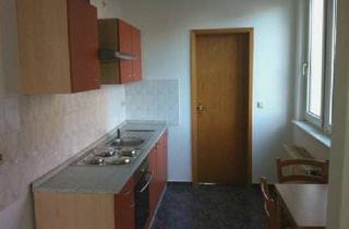 Wohnung mieten in 01587 Riesa, 1 Raumwohnung mit Einbauküche auf der Hauptstraße