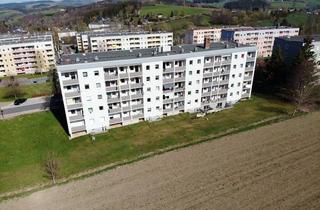 Wohnung mieten in Heideweg 29, 08340 Schwarzenberg, Schöne Lage Drei-Raum-Wohnung mit Balkon im 3.OG in Schwarzenberg-Heide zu vermieten!