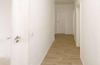 Wohnung mieten in Straße Des Aufbaues, 06295 Lutherstadt Eisleben, Großzügige 4-Raumwohnung mit Garten im Erdgeschoss