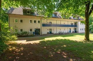 Wohnung mieten in Königsberger Allee 32, 25524 Itzehoe, Modernes Wohnen nach Renovierung: Balkon, neue Küche, Bad mit Fenster