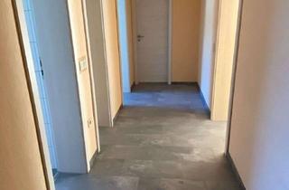 Wohnung mieten in Kölner Str. 52, 45145 Frohnhausen, Helle 4,5-Zimmer Wohnung mit Balkon im 2. OG in Essen-Frohnhausen