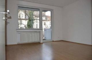 Wohnung mieten in Herwarthstraße 59, 45138 Huttrop, Großzügige 3-RKDB, Gäste-WC, Balkon, ZH, 2.OG, Aufzug, 86m² !