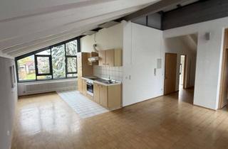 Wohnung mieten in Waldstraße, 64732 Bad König, Gemütliche Dachgeschosswohnung mit Balkon in Bad König