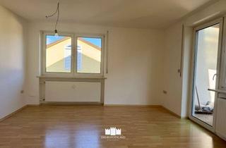Wohnung mieten in Finkenstr., 94036 Heining, 4-Zimmer Wohnung mit Terrasse und Gartennutzung