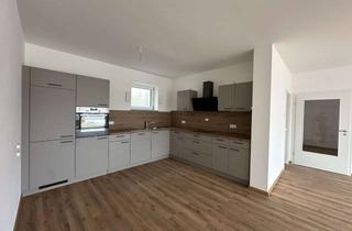 Wohnung mieten in Anton-Saxl-Straße, 93413 Cham, Exklusive barrierefreie 3-Zimmer-Wohnung, Erstbezug, Terrasse, Garten